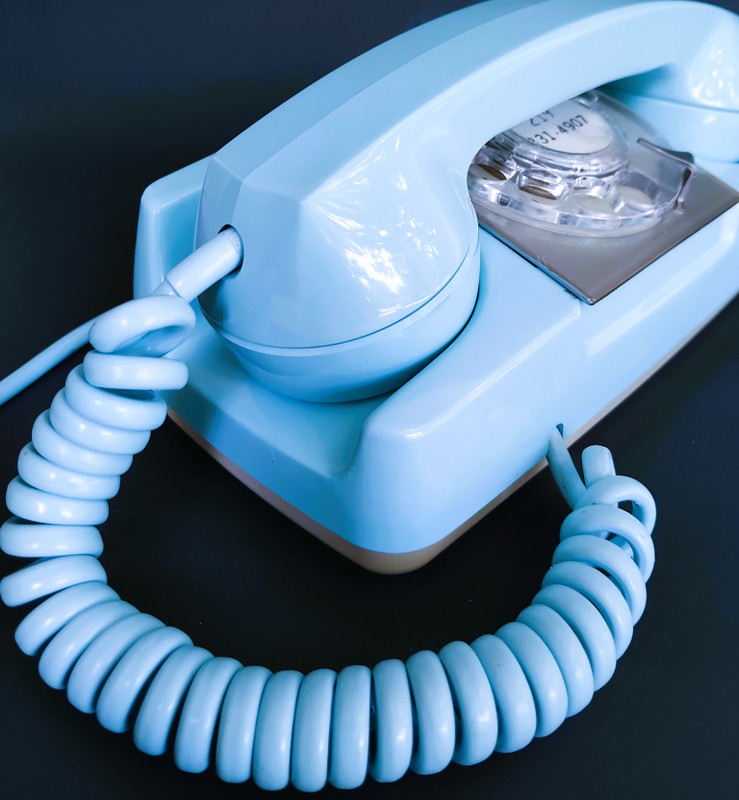 Aqua Starlite telephone Automatic Electric