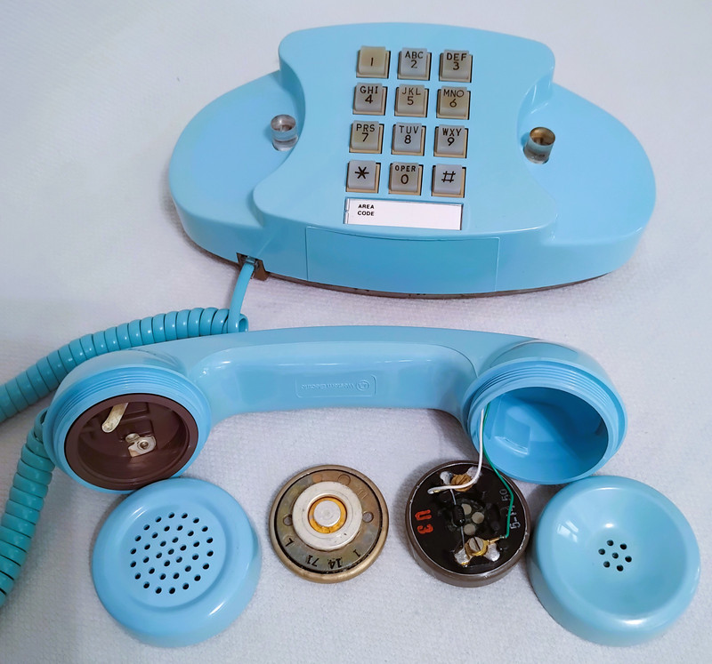 Blue Princess Phone Touch Tone phone