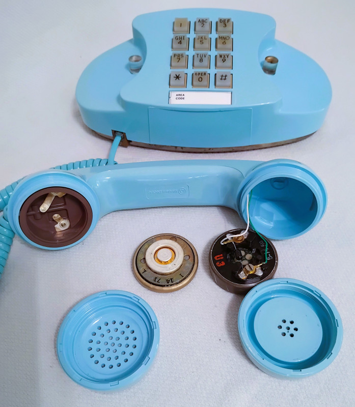 Blue Princess Phone Touch Tone phone