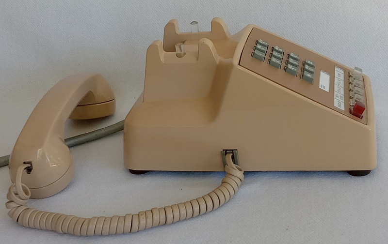 Multi Line touch tone office phone, AT&T with 6 Buttons