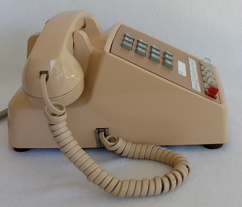 Multi Line touch tone office phone, AT&T with 6 Buttons