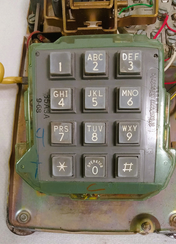 Western Electric 2500DM touch tone phone in Yellow 