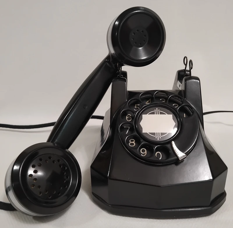  Automatic Electric Monophone AE40 Art Deco  antique telephone  Military