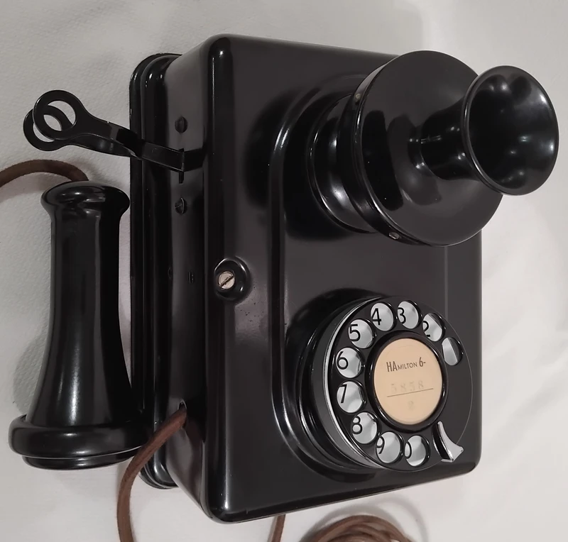   Automatic Electric 1920s metal wall phone Type 21
