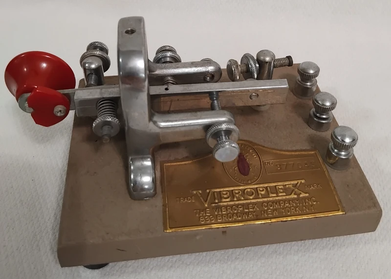  VIBROPLEX  Railroad Telegraph Key Heavy metal base  telegraph
