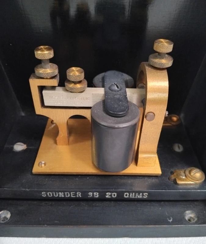 Western Electric  Railroad Telegraph Sounder   telegraph