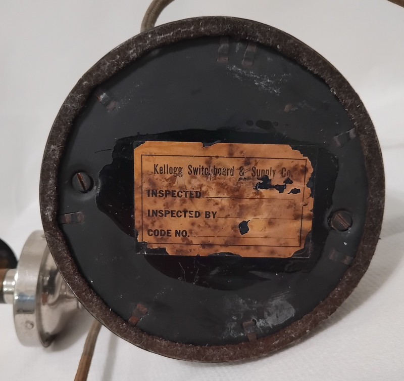  Kellogg Grabaphone  desk telephone