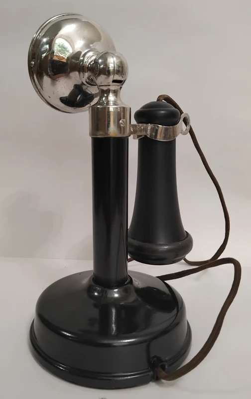 Federal Candlestick telephone 1910 