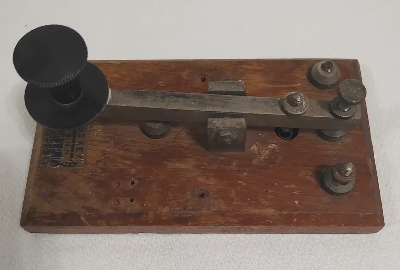 Railroad Telegraph Key original wood base telegraph