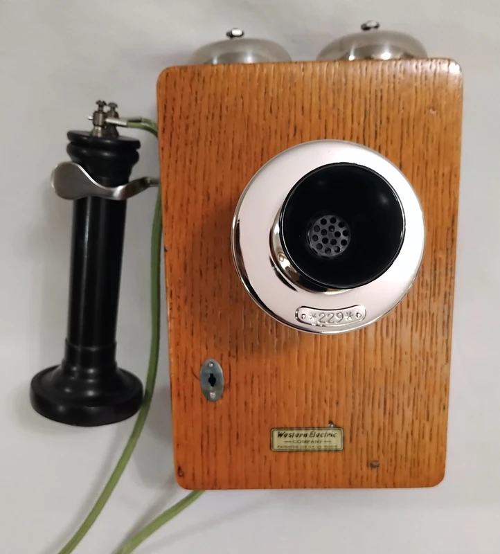 135A Oak party line Wall  phone 1903 Longpole receiver 
