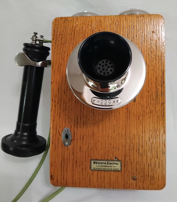 135A Oak party line Wall  phone 1903 Longpole receiver 