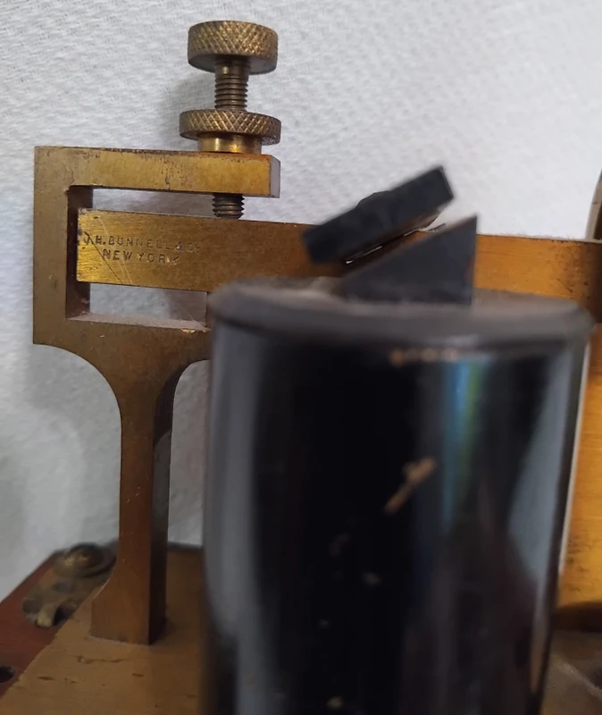 JH Bunnell  Mainline 15-B Railroad Telegraph Key Sounder Wood Base