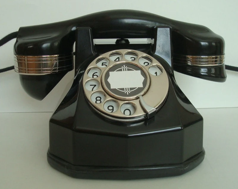 Automatic Electric AE34   Art Deco antique telephone Nickel Plated Trim
