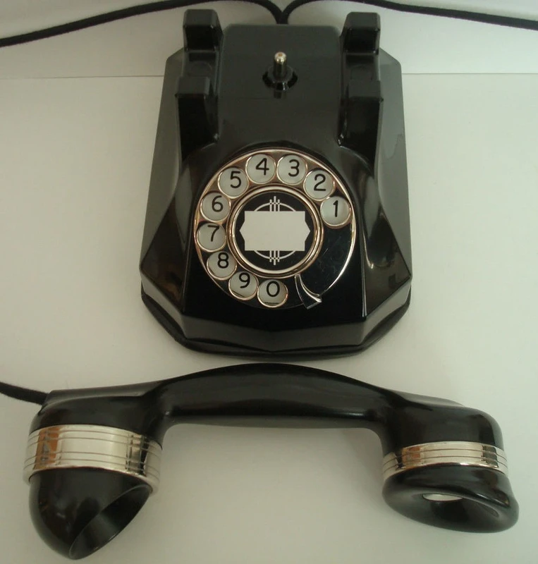 Automatic Electric AE34   Art Deco antique telephone Nickel Plated Trim