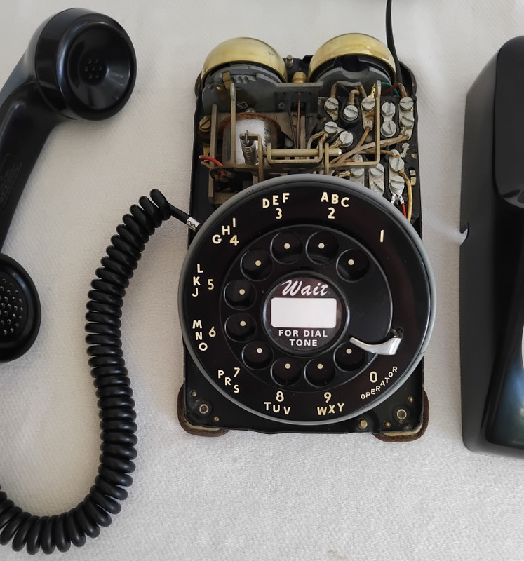   Western Electric telephone model 500 Fully restored       