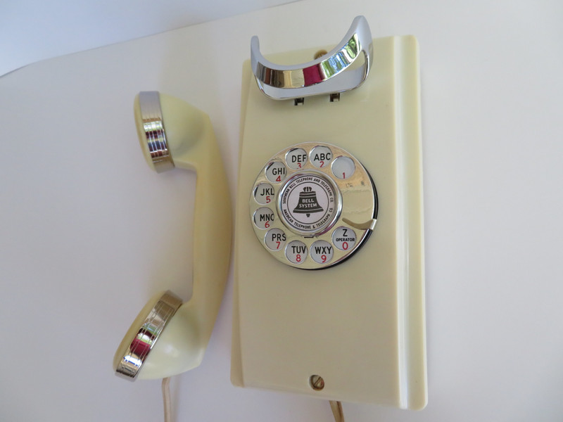 Ivory 354 Wall telephone Chrome edition 