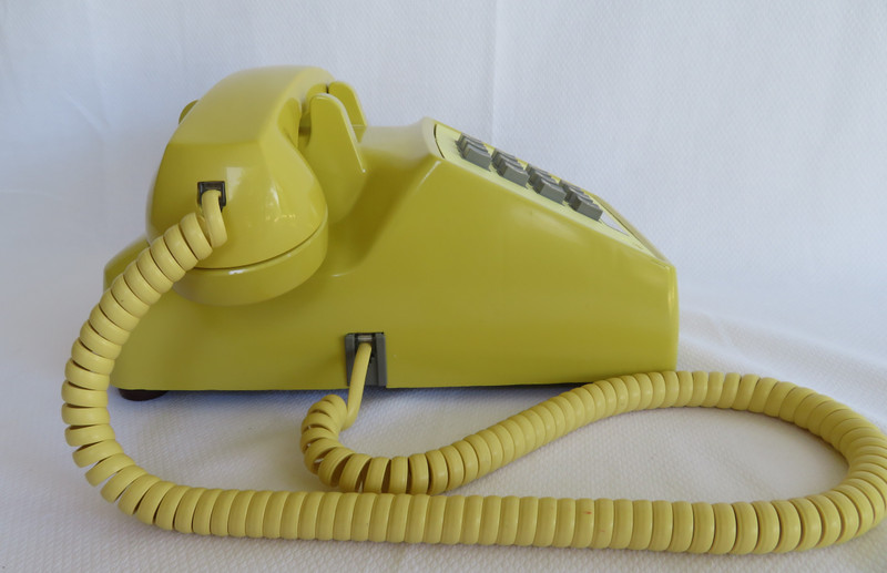 Western Electric 2500DM touch tone phone in Yellow 