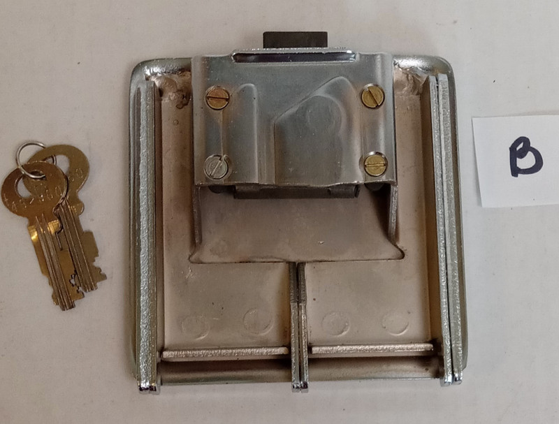 Automatic Electric Chrome Vault door, Lock and Key for 3 slot payphones 