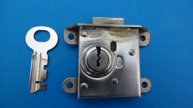 3 slot payphone upper housing lock and key 21B  Northern Electric Western Electric, AE