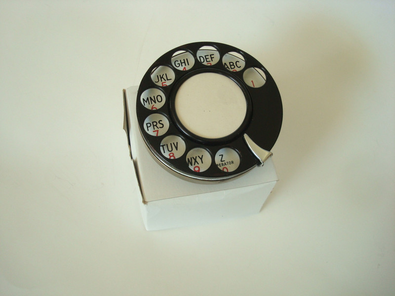   Automatic  Electric telephone type 24  dial in black   AE24