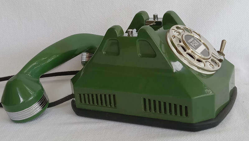 Automatic  Electric Jade Green AE40 phone with chrome Trim
