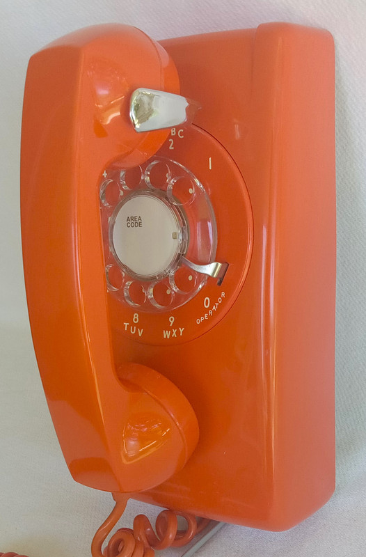 Stromberg Carlson, ITT Rotary dial wall phone Orange 554