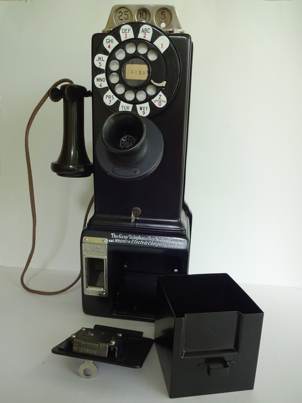 Gray / Western 50G 3 slot Payphone Original pay phone