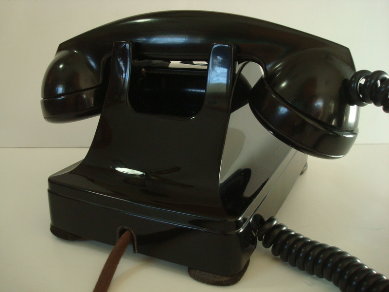 Vintage Western Electric 302 Bakelite Thermoplastic Rotary Telephone