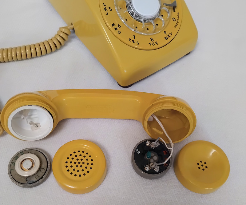 Western Electric 500  Yellow  Telephone