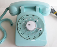 Western Electric Turquoise  500 telephone