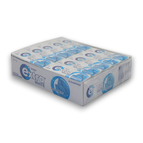 Extra White Peppermint Gum display unit with 30 neatly packs, perfect for retail counters.