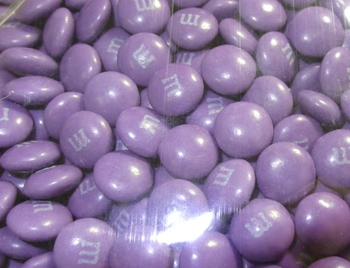 Single Colour M&M s - Purple, by Mars,  and more Confectionery at The Professors Online Lolly Shop. (Image Number :5277)