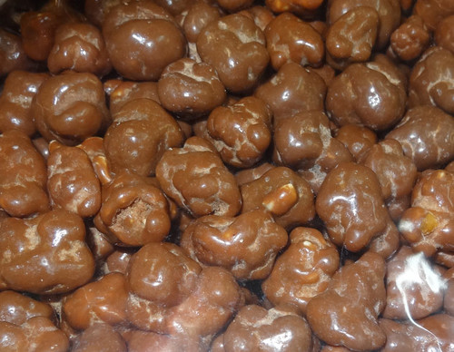 Milk Chocolate Caramel Popcorn, by Universal Candy,  and more Snack Foods at The Professors Online Lolly Shop. (Image Number :8366)