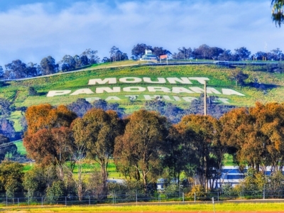 bathurst-mount-panorama.jpg