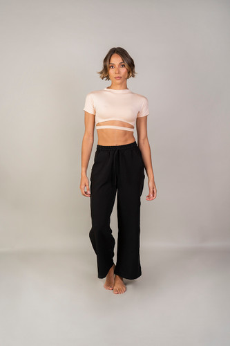 Crop Top Milan, Cuello Alto Manga Corta Tira Escote Abdomen