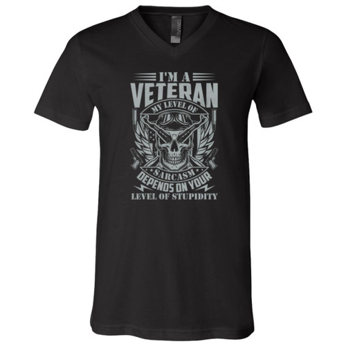 im a vet my level of sarcasm is based on your stupidity Short Sleeve V-Neck T-Shirt