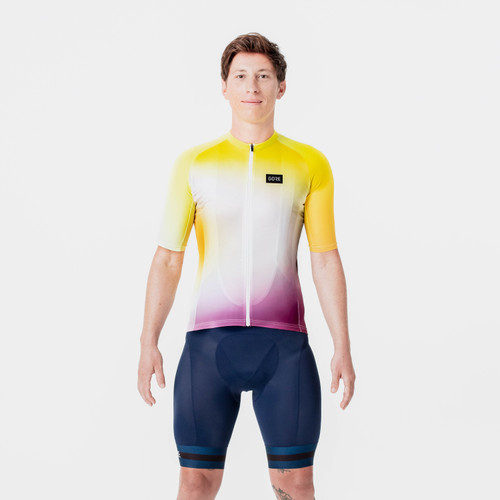 {"colorName":"Washed Neon/Multicolor","colorCode":"BPMC","order":"4", "type":"on_model", "view":"front", "model_code":"BPMC"}
