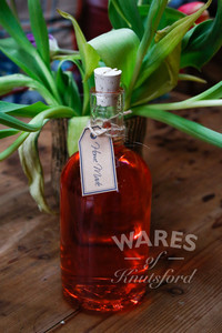 Enjoy summer drinks in our glass bottles Enjoy summer drinks in our glass bottles