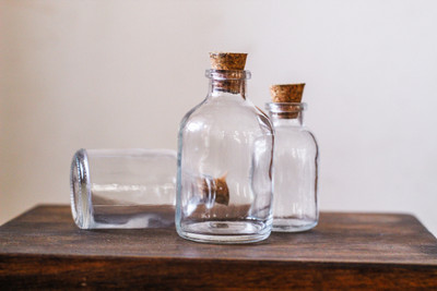 Why Glass Bottles with Cork Stoppers are Perfect for Preserving Beverages Why Glass Bottles with Cork Stoppers are Perfect for Preserving Beverages