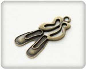 Scrapberry's - Metal Charms - Bronze Ballet Slippers - 10 pcs - (SCB250101989b) Scrapberry's - Metal Charms - Bronze Ballet Slippers - 10 pcs - (SCB250101989b)