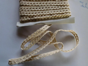Cotton Lace Border, 10mm x 1m, Cream (41094)
This cotton lace will make a gorgeous addition to your craft projects.
Great for vintage/shabby chic projects. Cotton Lace Border, 10mm x 1m, Cream (41094)
This cotton lace will make a gorgeous addition to your craft projects.
Great for vintage/shabby chic projects.