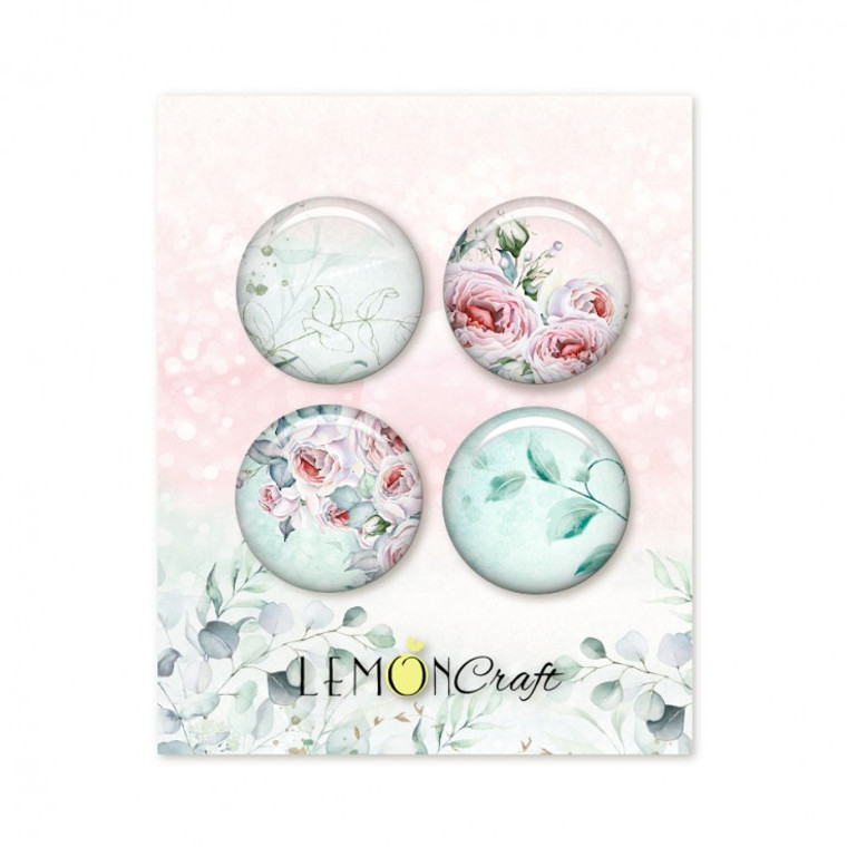 Lemoncraft - Blush - Buttons / badge (Set of 4) (LEM-BLUSH10)

Set of 4 adhesive buttons with a different motifs.

Full of color add-ons for scrapbooking, cardmaking and other decorating items. They fit perfectly into the paper collection.

Size of a single button about 2,50 cm