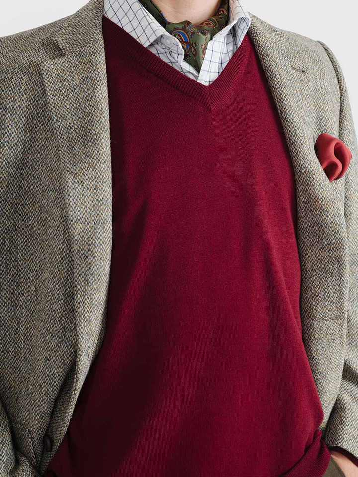 Men's Wine Merino V-Neck Jumper Close Up