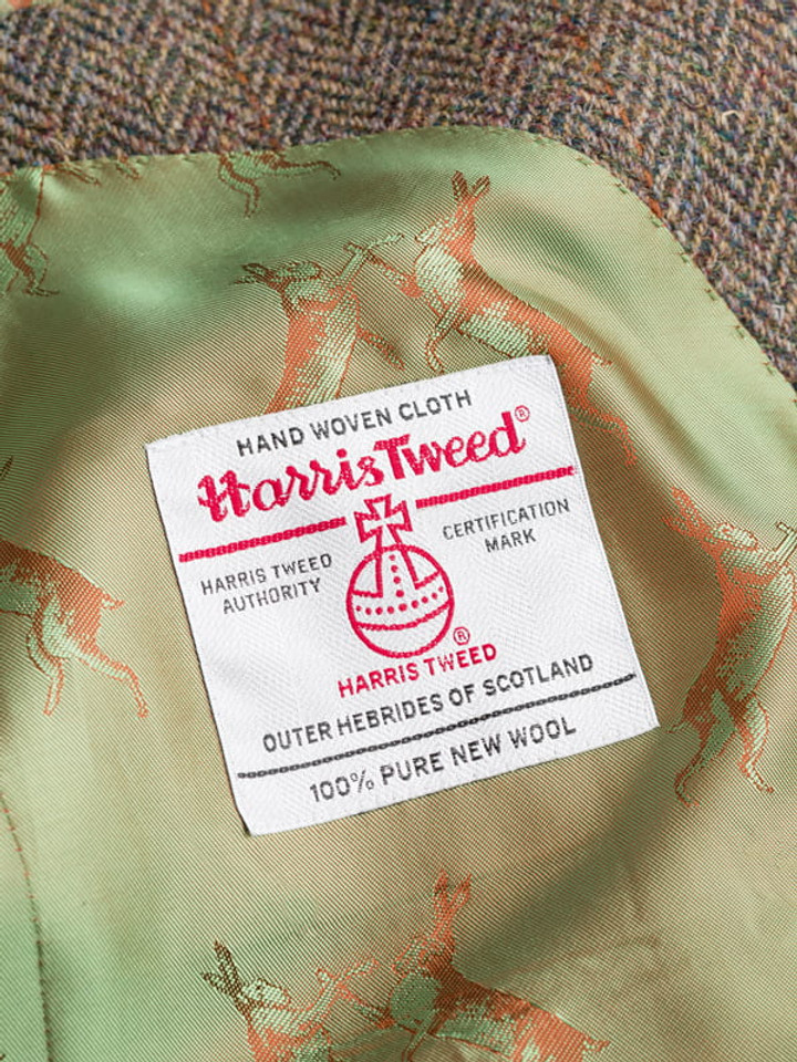 Close Up of Bracken Brown Harris Tweed® 2 Piece Suit Lining
