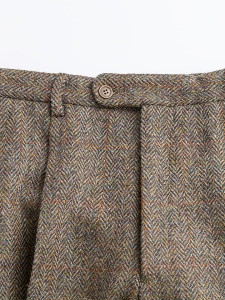 Close Up of Bracken Brown Harris Tweed® 2 Piece Suit Trousers Detail