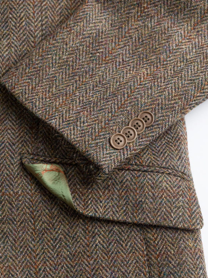 Close Up of Bracken Brown Harris Tweed® 2 Piece Suit Jacket Detail