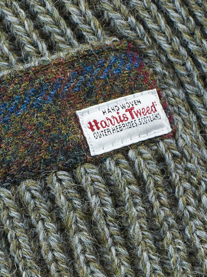 Men's Laird Derby Harris Tweed Cardigan pocket close up