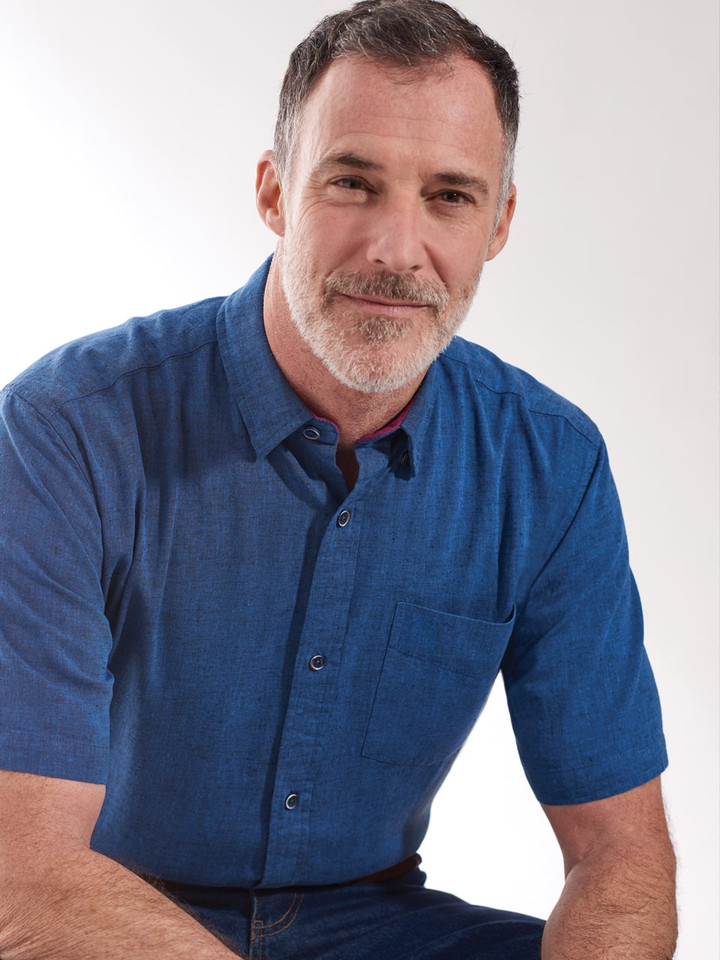 Men's Navy Cotton Linen Short Sleeve Shirt on Model