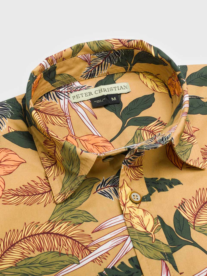 Men's Gold Floral Hawaiian Shirt Collar