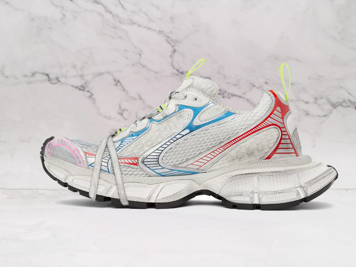 Balenciaga 3XL – Distressed Multicolor Detailing